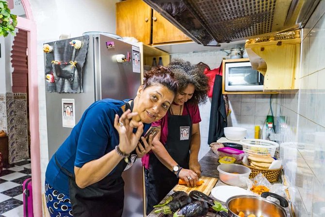 Rabat Family Cooking Class - The small-group size (max 8) and why it matters