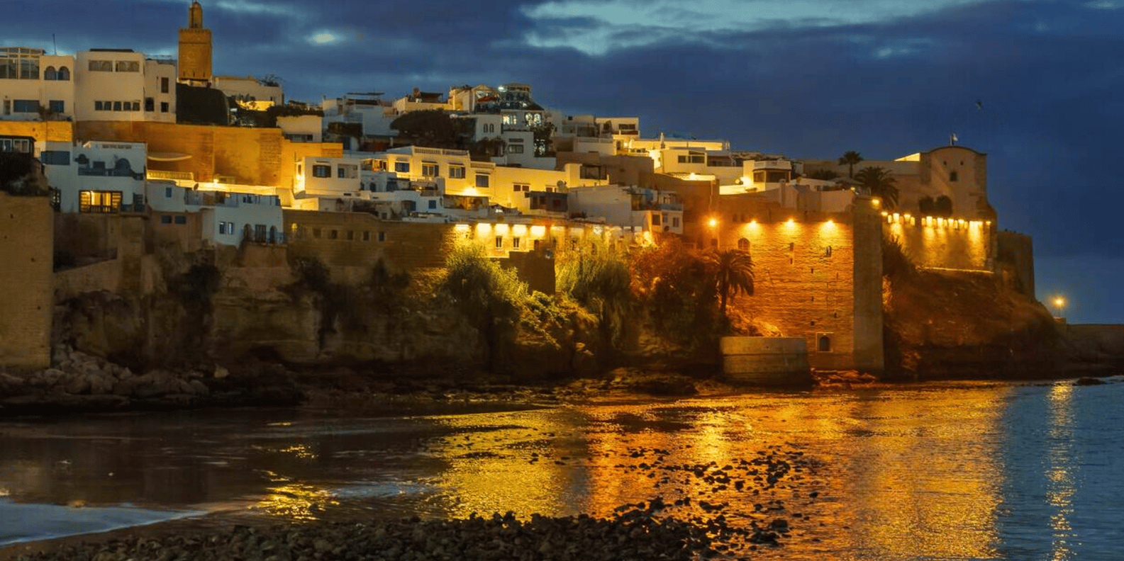 Rabat: Night Tour with traditional Moroccan Dinner - Transport comfort and guide quality: where the tour tends to win