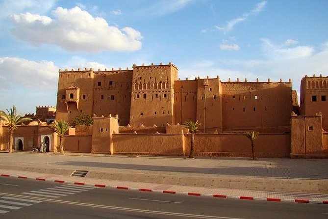 Sahara Adventure in 4 days - Day 4: Taourirt and film studios, Ait Benhaddou climb, Telouet kasbah, back to Marrakech