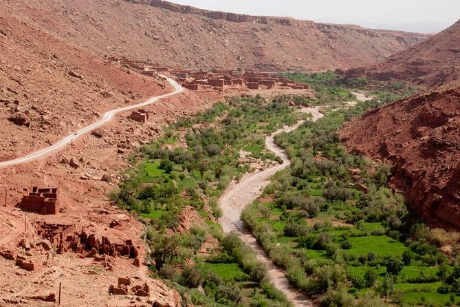 Sahara Adventure in 4 days - Comfort vs reality: simple hotels, and a better-than-expected desert night