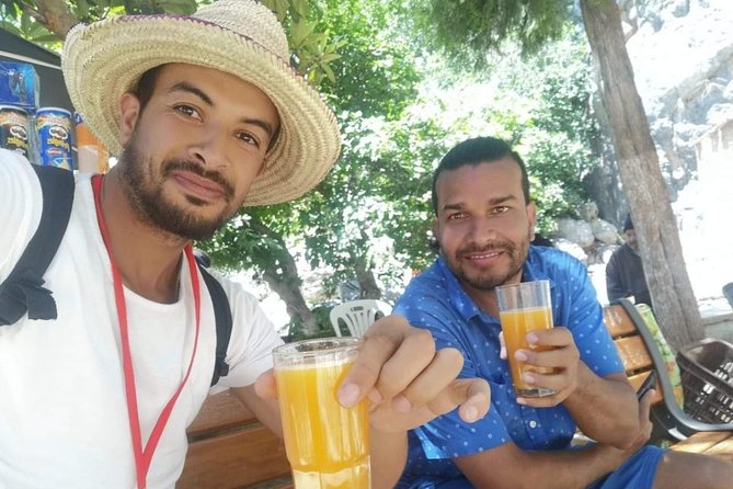 Sails & Souks: Day Tour from Tarifa to Tangier - Guide quality: why Mohammed (and others) are repeatedly praised
