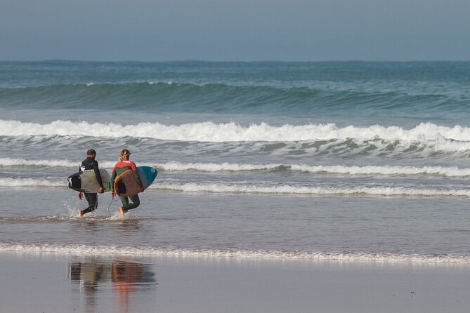 Semi Private Surf Lesson (2 People 1 Instructor) - If You’re a Beginner: Balance, Pop, and Picking the Right Waves