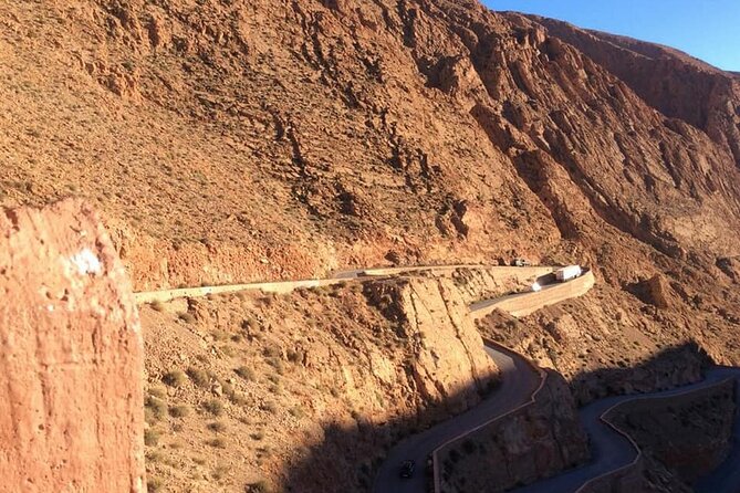 Shared Group 3 Days/2Nights: Fez to Marrakech Sahara Tour - Day 3: Aït Benhaddou, Telouet, Atlas Film Studios, and the Tizi-n-Tichka Pass