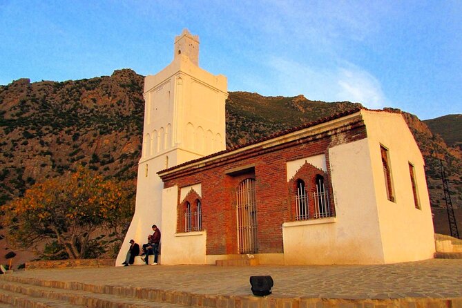 Shared Group Chefchaouen Day Trip from Fez - What to pack for a long walking day in a medina