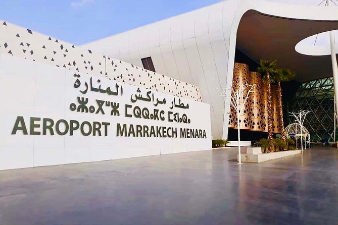 Shuttle from Marrakech airport to hotels // riads medina - Marrakech Airport to the Riads: What This Shuttle Gets Right
