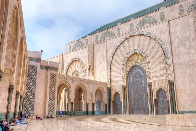 Skip the line Hassan 2 mosque Premium Tour entry ticket included - Hassan II Mosque fast-track: what the one-hour plan really means