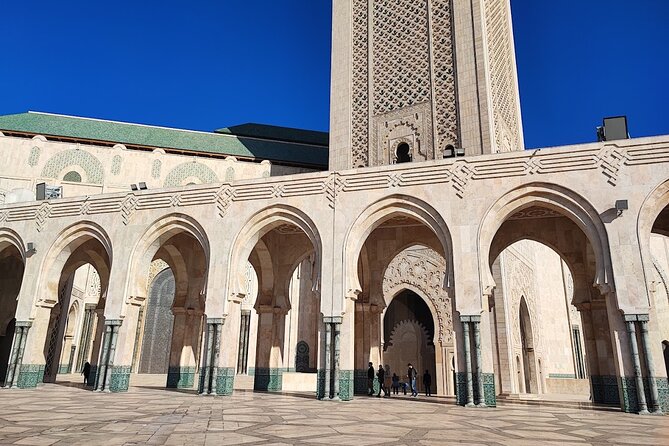 Skip the line Hassan 2 mosque Premium Tour entry ticket included - The open roof and the weather reality