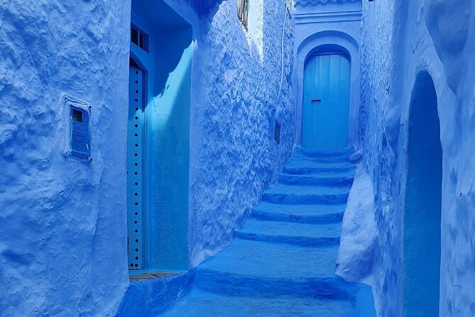 Small-Group Day Tour to Chefchaouen from Fez - Pickup and the comfort factor in Fez