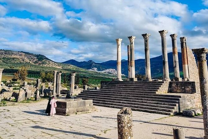 Small-Group Full-Day Meknes, Volubilis and Moulay Idriss Zerhoun Tour from Fez - Moulay Idriss Zerhoun: hilltop tomb views and a sweet stop