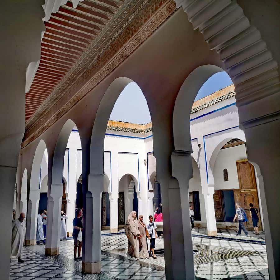 Sparkling Marrakech through the eyes of your local Guide - Souk Semmarine and craft workshops: shopping with a guide’s eye