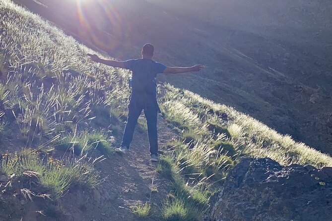 Summiting the Beautiful Atlas Mountains, Day Hike & Trek - Marrakech to Imlil: getting out early and settling into the route