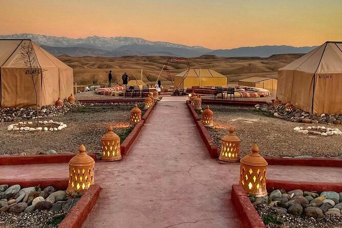 Sunset views with dinner show and came ride tour - Dinner at the Berber-style camp: comfort food with real atmosphere