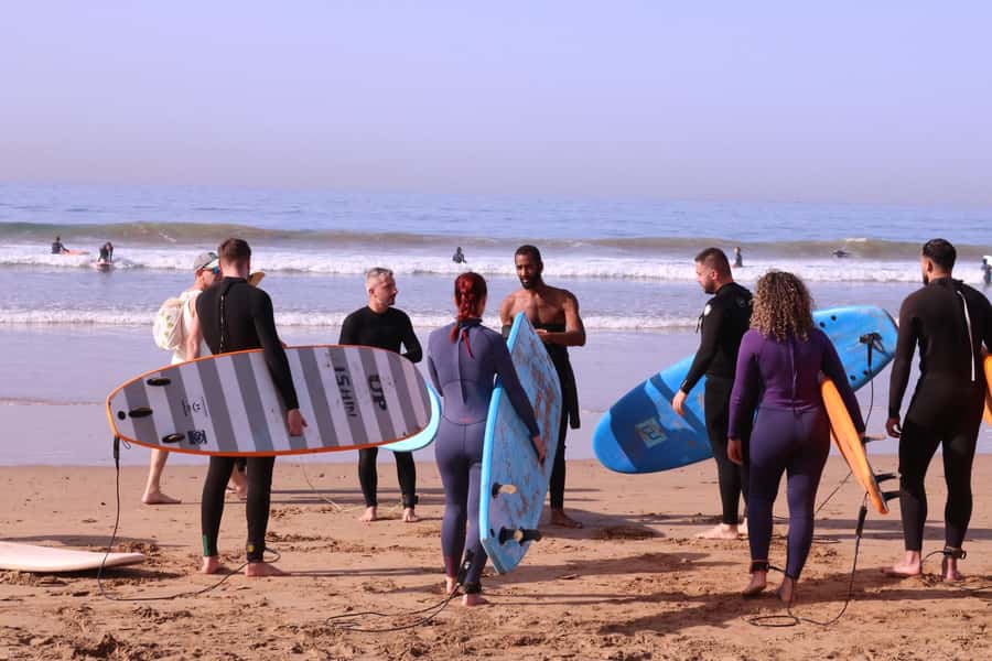 Surf Lessons with Local instructor - Safety and Surf Etiquette: How This Keeps Beginners Confident