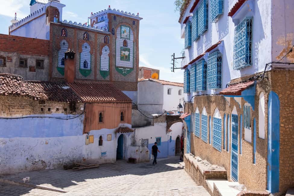 Tangier: Guided Day Trip to Chefchaouen - Entering the blue medina with a guide: what you gain beyond photos