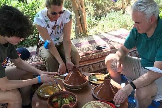 Taroudant and Tiout Oasis Guided Day Trip with Lunch - Sunday souk in Taroudant: shopping energy and spice-scented streets
