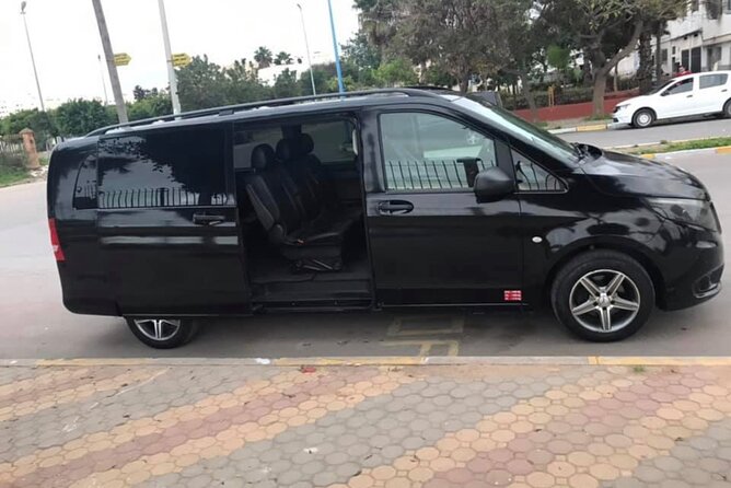 TAXI Airport private transfers - Arrival Transfers: Flight Number, Meet-Up, and Smooth Customs Timing