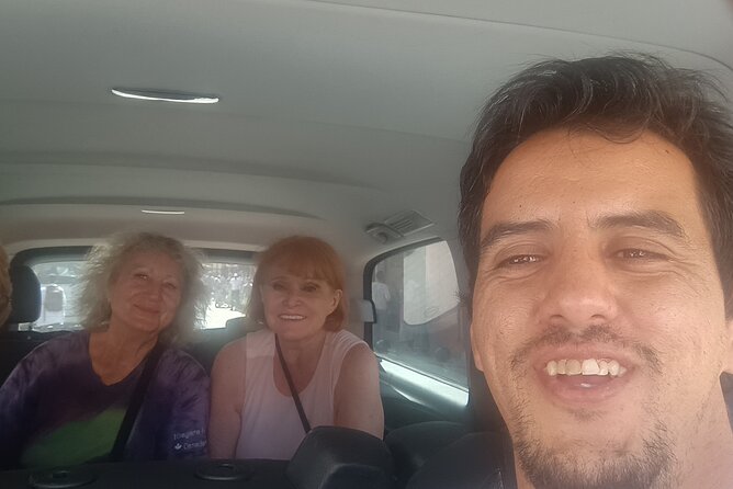 Taxi Marrakech tours - Pickup in Marrakech: Where to stand and what to look for