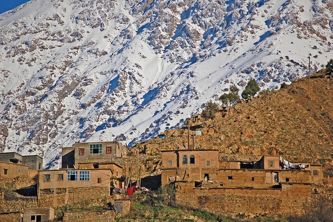 The Atlas Mountains and the 3 valleys with a delicious lunch in a Berber house - Getting there from Marrakech: private A/C rides and how the day runs
