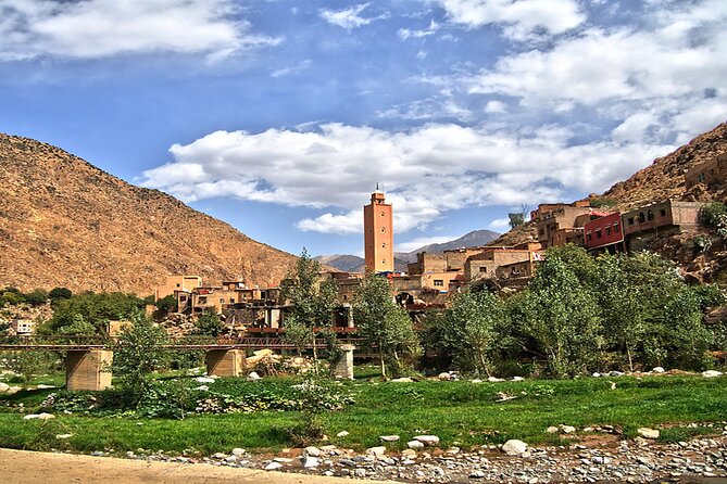The Atlas Mountains and the 3 valleys with a delicious lunch in a Berber house - Berber house lunch: the cultural center of the day