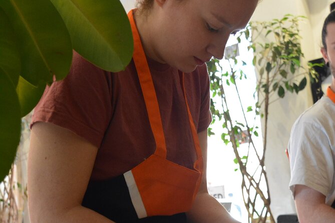 The Moroccan Cooking Workshop - Tagine time: choosing chicken, beef, or vegetarian