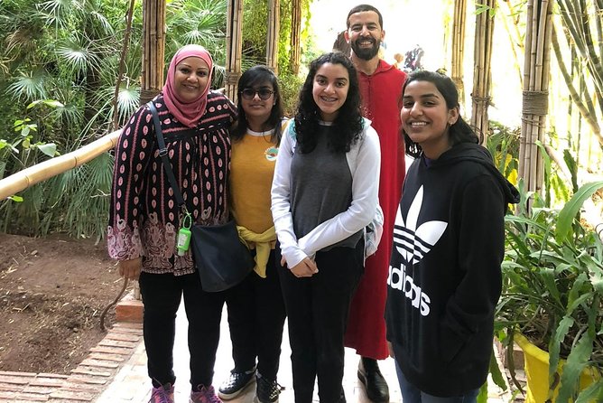 The Seven Patron Saints and Islamic Scholars - How the 4-hour walking tour actually works (start time, meeting point, pace)