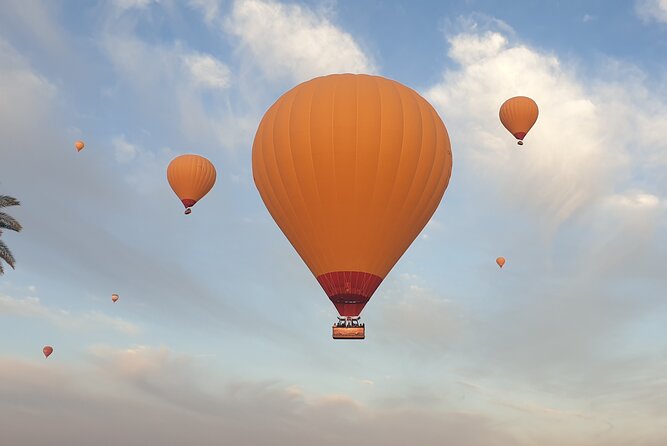Top vip one hour private flight royal breakfast on board - Berber-tent royal breakfast: more than just food