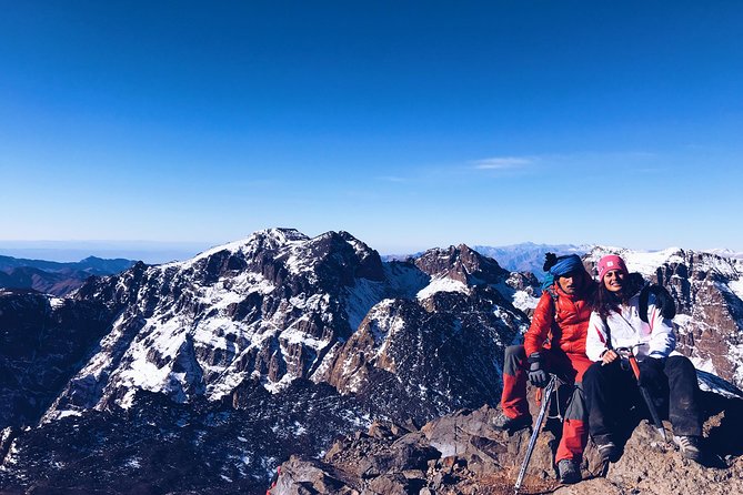 Toubkal trek - 2 days - Day 1 through the Mizane Valley: From Aremd to the Sidi Chamarouch shrine