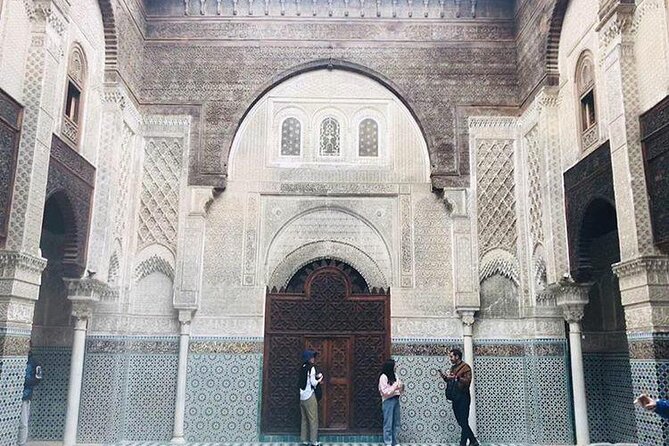 Tour guide visit of fez medina ( private) - Boujloud Square and the blue gate: an entrance built by history