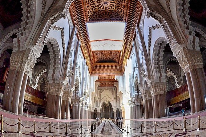 Tour of Casablanca from cruise or hotels, guided tour. - Corniche d’Ain Diab + the public beach: sea air and modern Casablanca