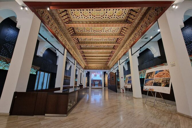 Tour of Casablanca from cruise or hotels, guided tour. - Quartier Habous + Central Market: colonial-era streets and local energy