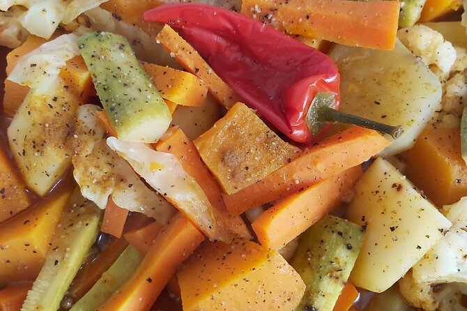 Traditional Moroccan and Berber cooking classes - Spice Skills: Ras El Hanout, Preserved Lemon, Saffron, and More