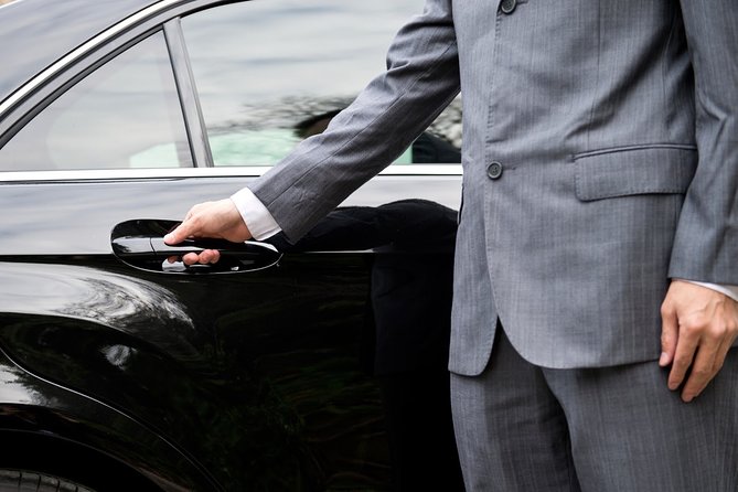 Transfer from Airport Fez to an Hotel in Fez (Including SIM Card) - Meeting Your Driver at Fes-Saïss: the Name Card Matters