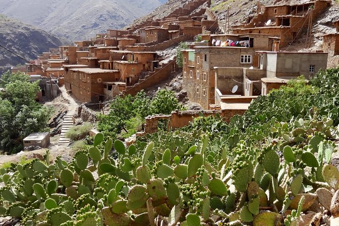 Trekking and Hiking in Morocco 2 Day trek in Atlas Mountains Berber villages - Tizi Mzik to Tamsoulte waterfalls: why Day One is the big payoff