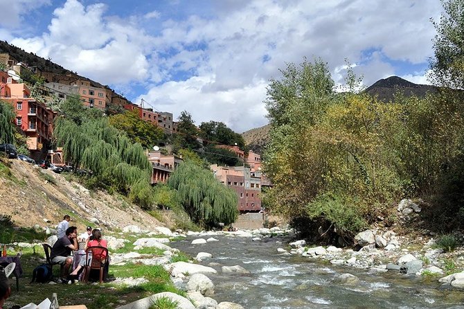 Trip 3 Valleys & HIGH Atlas Mountains - Agafay and Lalla Takerkoust: a photo stop that actually matters