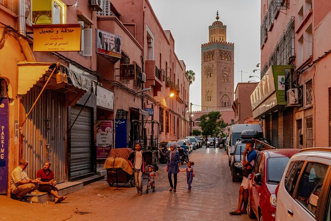Tuk Tuk Marrakech Private Tour with Pickup - Bahia Palace: 19th-century architecture with tilework and courtyards