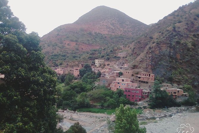 Valleys & Berber villages Atlas Mountains-sightseeing Day Trip With Camel Riding - Tahnaout: a quick look at an old village and instant photo time